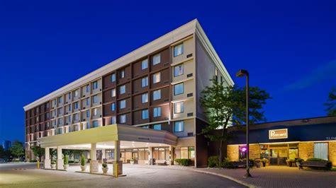 hotels on dixie road mississauga ontario